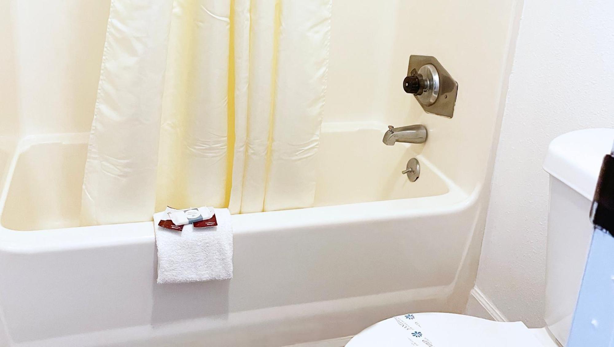 Express Inn طومسون المظهر الخارجي الصورة